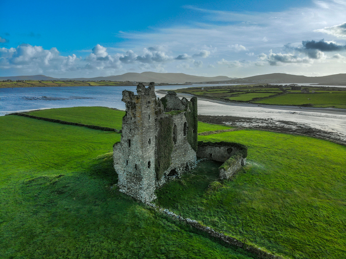 Ballycarbery Castle view