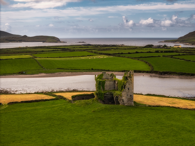 Ballycarbery Castle view
