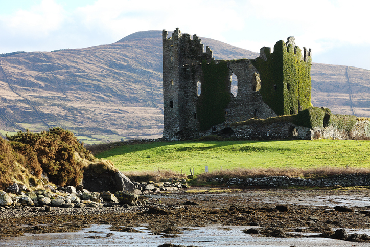 Ballycarbery Castle view